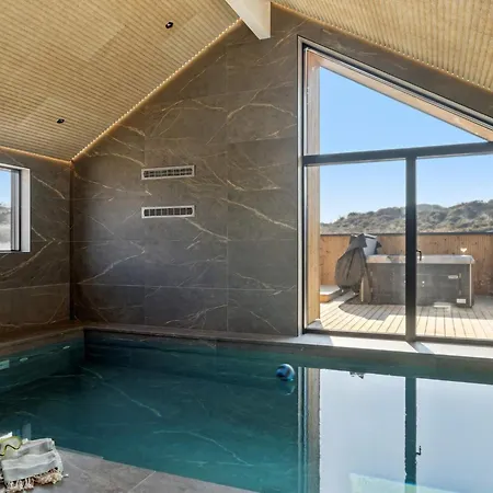 5 Star In Henne Beach, Cleaning Included Hébergement de vacances *