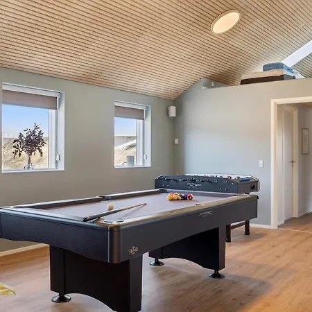 5 Star In Henne Beach, Cleaning Included Henne Strand